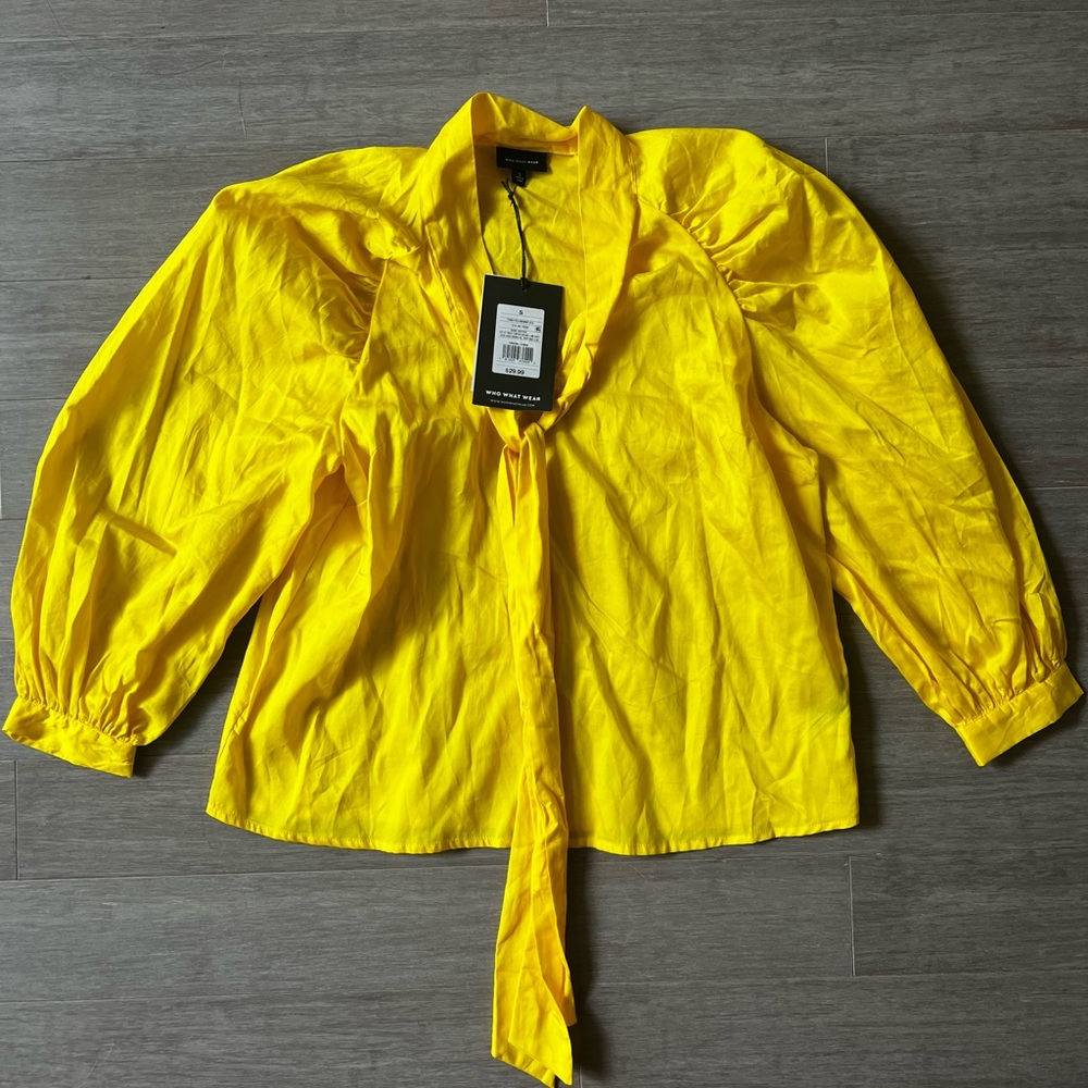 Yellow Shirt. Size small